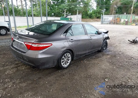 2017 Toyota Camry Le z USA, uszkodzony, nr VIN 4T1BF1FK7HU648585